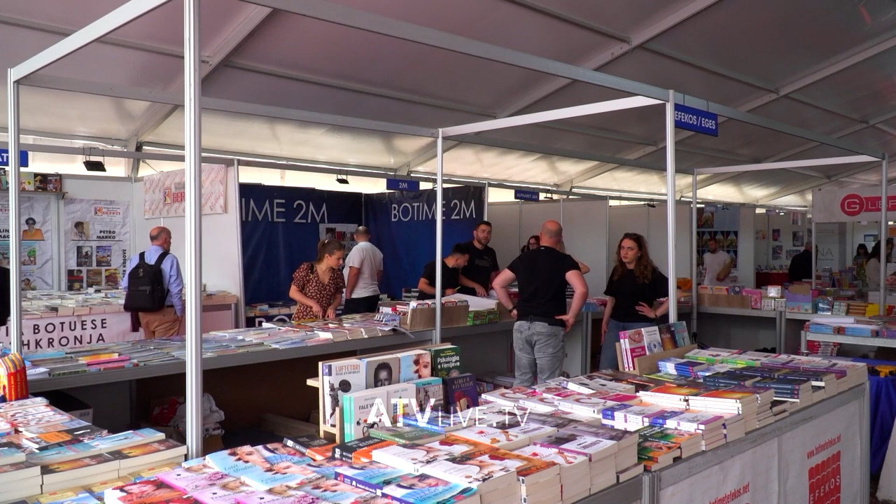 “Përgjigjja është libri”, nis edicioni i 24 i panairit të librit