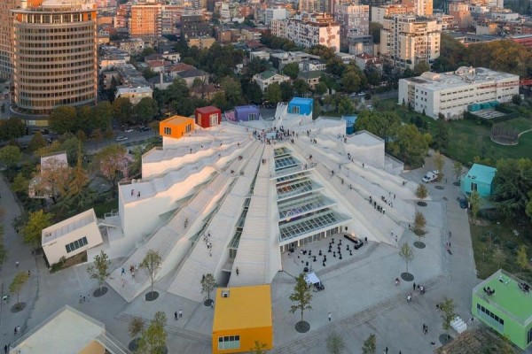 ​Piramida e Tiranës nderohet me çmim nga “WAN Awards EMEA”