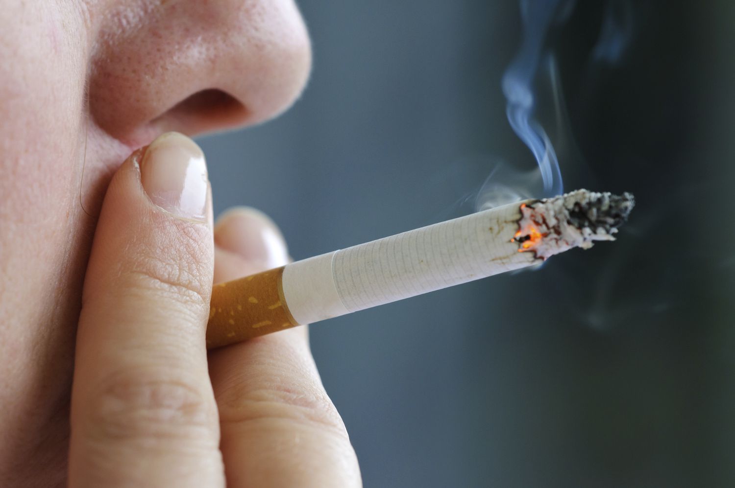16 vjet i duhen trupit të pastrohet pas lënies së duhanit