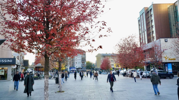Pas mjegullës dhe ftohtit të mëngjesit, ja sa do të shkojnë temperaturat sot
