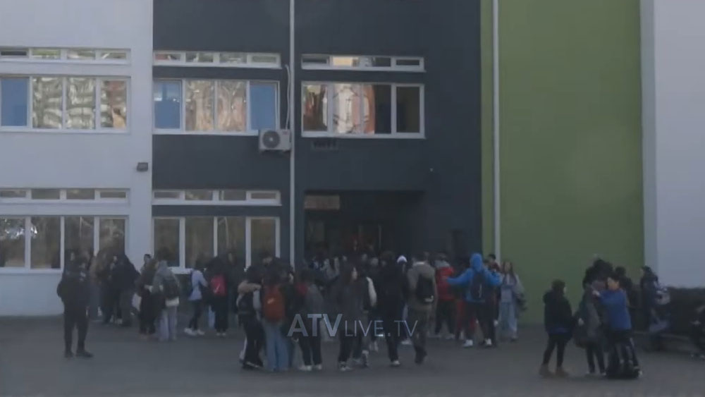 Sot nis viti i ri shkollor në Kosovë