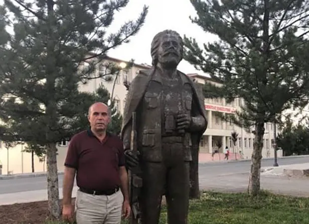 Shtatorja e Adem Jasharit edhe në Turqi – madje katër parqe atje mbajnë emrin e tij