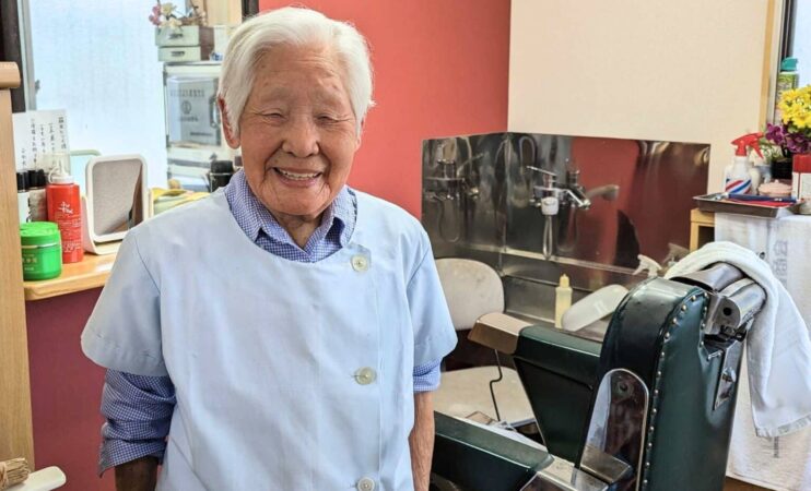 Japonezja 108 vjeçare, parukierja më e vjetër në botë