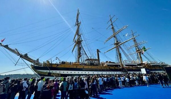 ‘Amerigo Vespucci’, anija më e bukur në botë pritet të mbërrijë në Durrës, do promovojë ‘Giro D’Italia 2025’