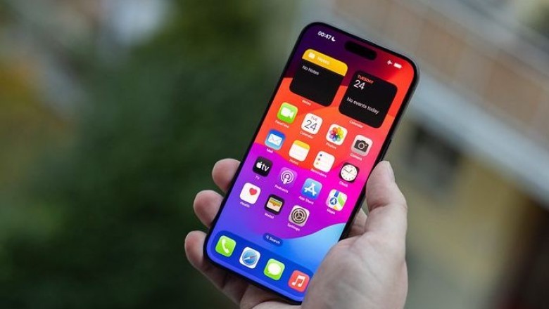 Apple iu bën thirrje përdoruesve të iPhone të përditësojnë pajisjen, pas “sulmit jashtëzakonisht të sofistikuar”