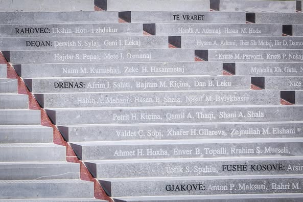 Haradinaj përkujton Masakrën e Dubravës dhe të Vushtrrisë