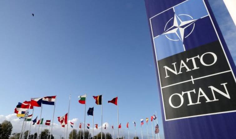 NATO thotë se po e vëzhgojnë nga afër situatën në Lindjen e Mesme