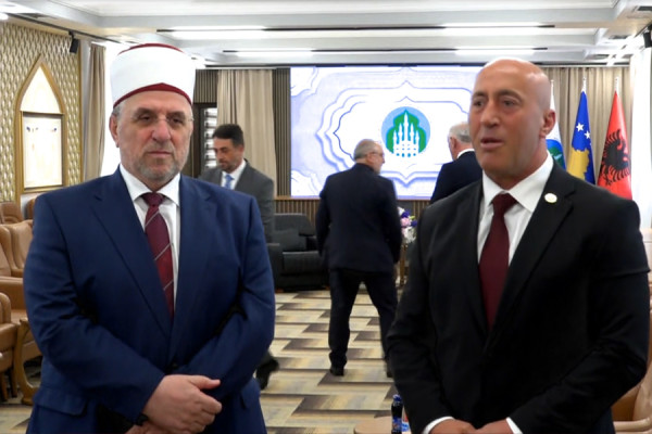 Haradinaj uroj Kurban Bajramin: Kemi plot sfida në vend, uroj që Zoti të na i hap rrugët