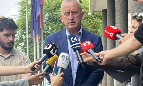 Qalaj: Shumica parlamentare krijohet me marrëveshje