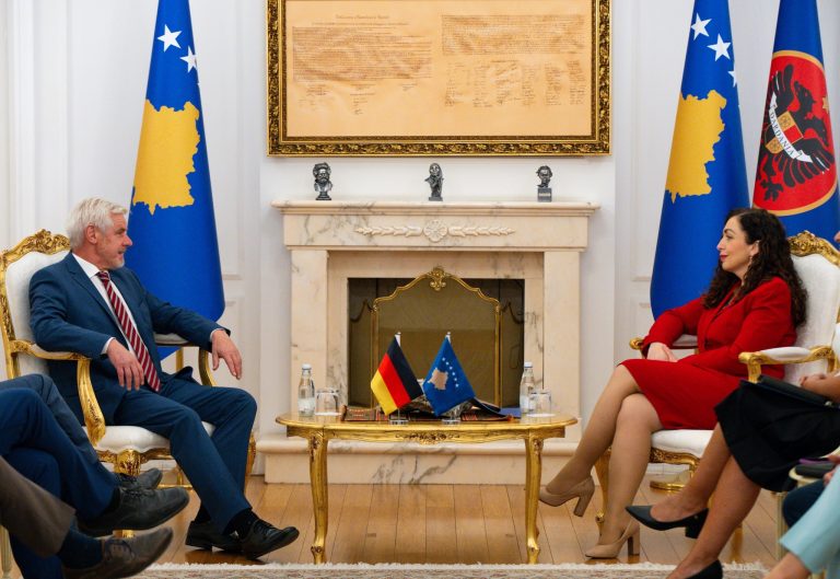 Presidentja Osmani i kërkon Gjermanisë mbështetje për integrimin e plotë ndërkombëtar të vendit