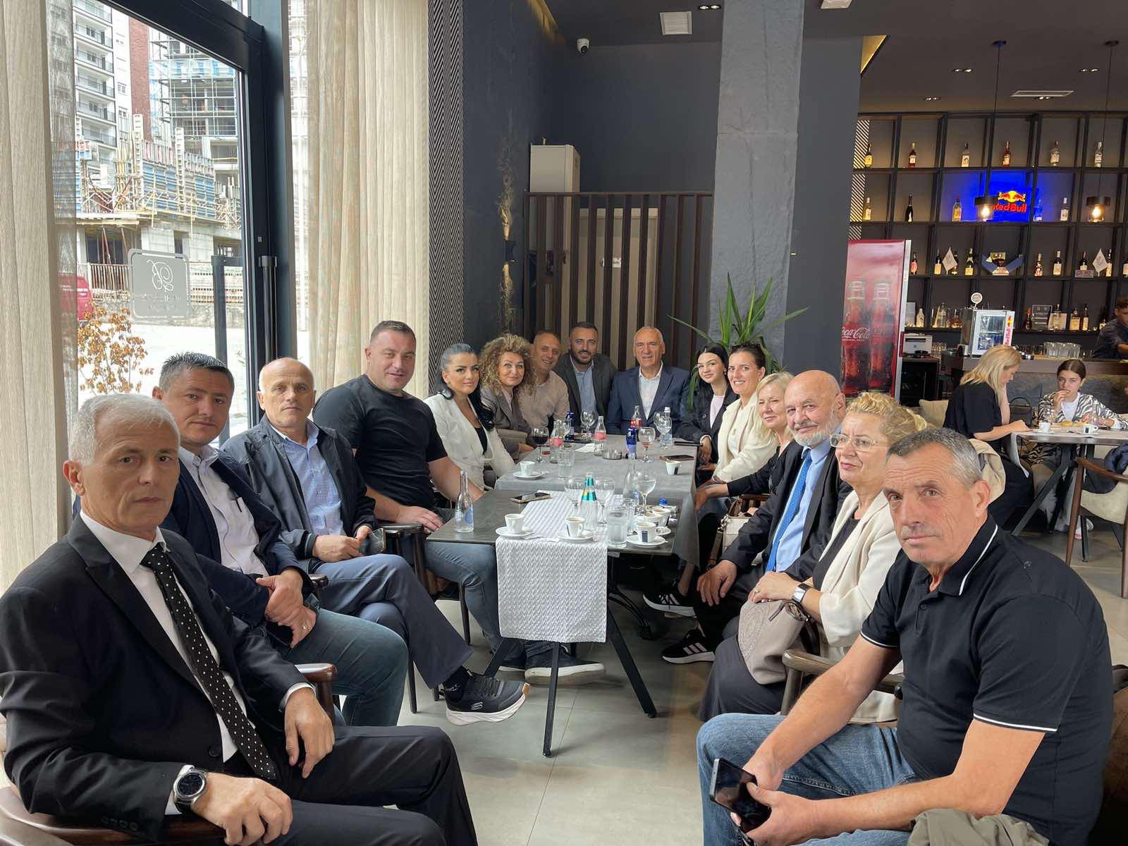 Kandidatët e AAK-së me plane konkrete për shëndetësi, arsim dhe infrastrukturë