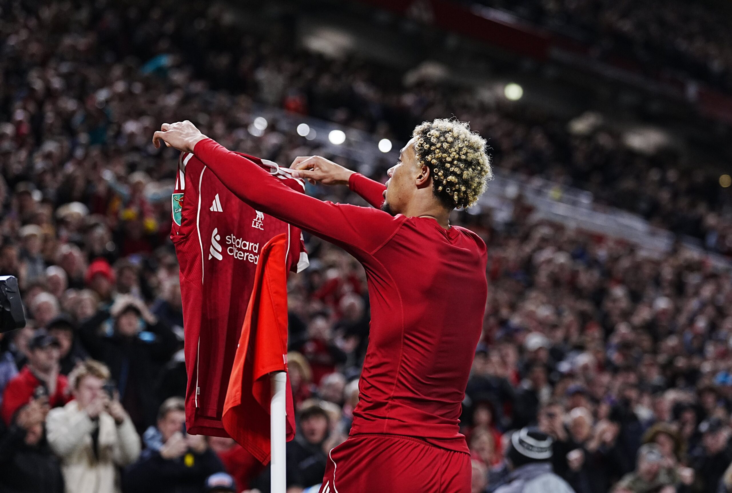 Hugo Ekitike mund të përballet me masa disiplinore nga Liverpool