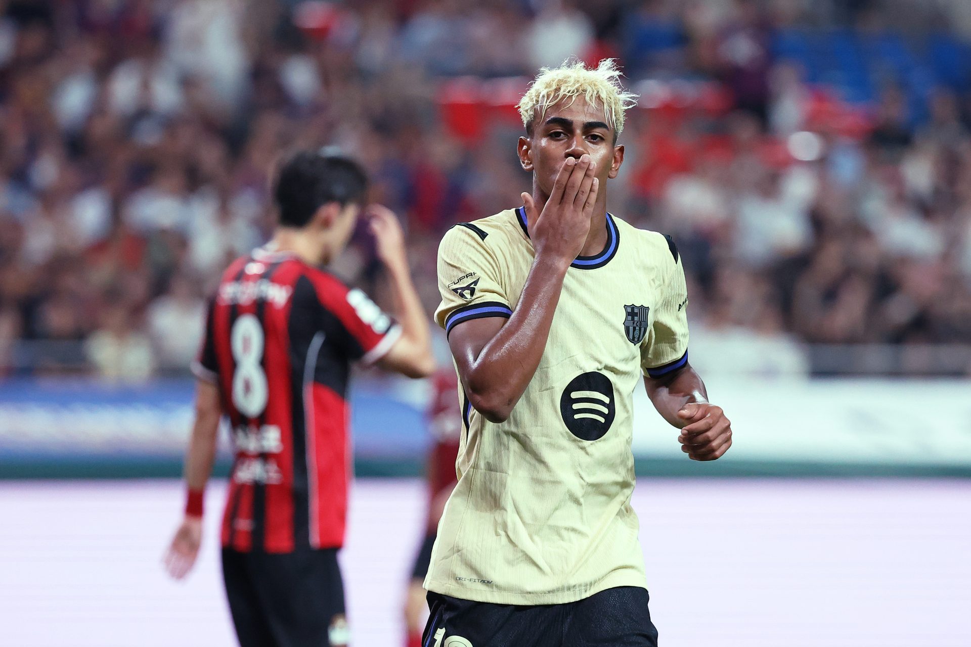 Lamine Yamal nuk ftohet nga Hansi Flick për takimin kundër Newcastle United shkaku i lëndimit