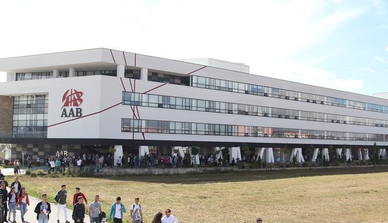 Kolegji AAB, lider i arsimit privat në Kosovë dhe rajon