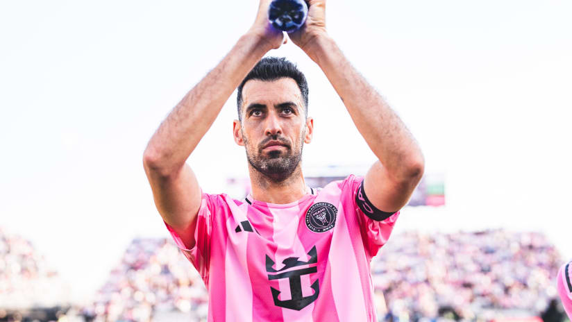 Sergio Busquets i jep fund karrierës si futbollist profesionist