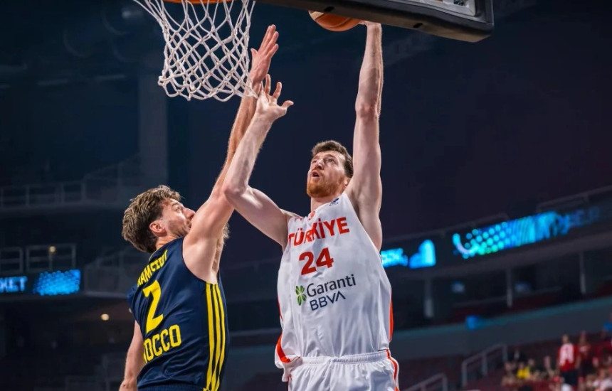 Turqia siguron çerekfinalen në Eurobasket 2025,duke mundur me vështirësi Suedinë