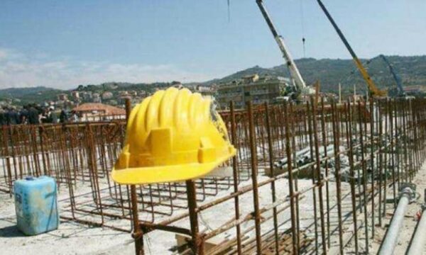Punëtori 34-vjeçar humb jetën, gjoba e Inspektoratit nuk mjaftoi për të ndaluar punimet