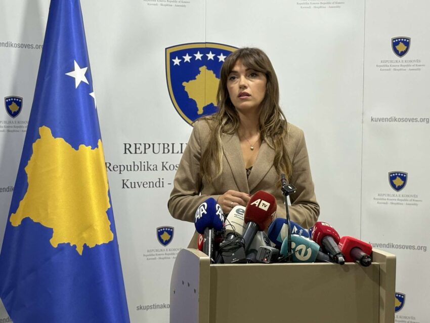 Haxhiu e prerë: S’ka qeveri teknike, vetëm Kurti 3 ose zgjedhje të reja