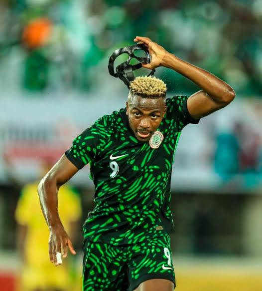 Victor Osimhen “shpërthen” me hat-trick për Nigerinë – sulmuesi në superformë!