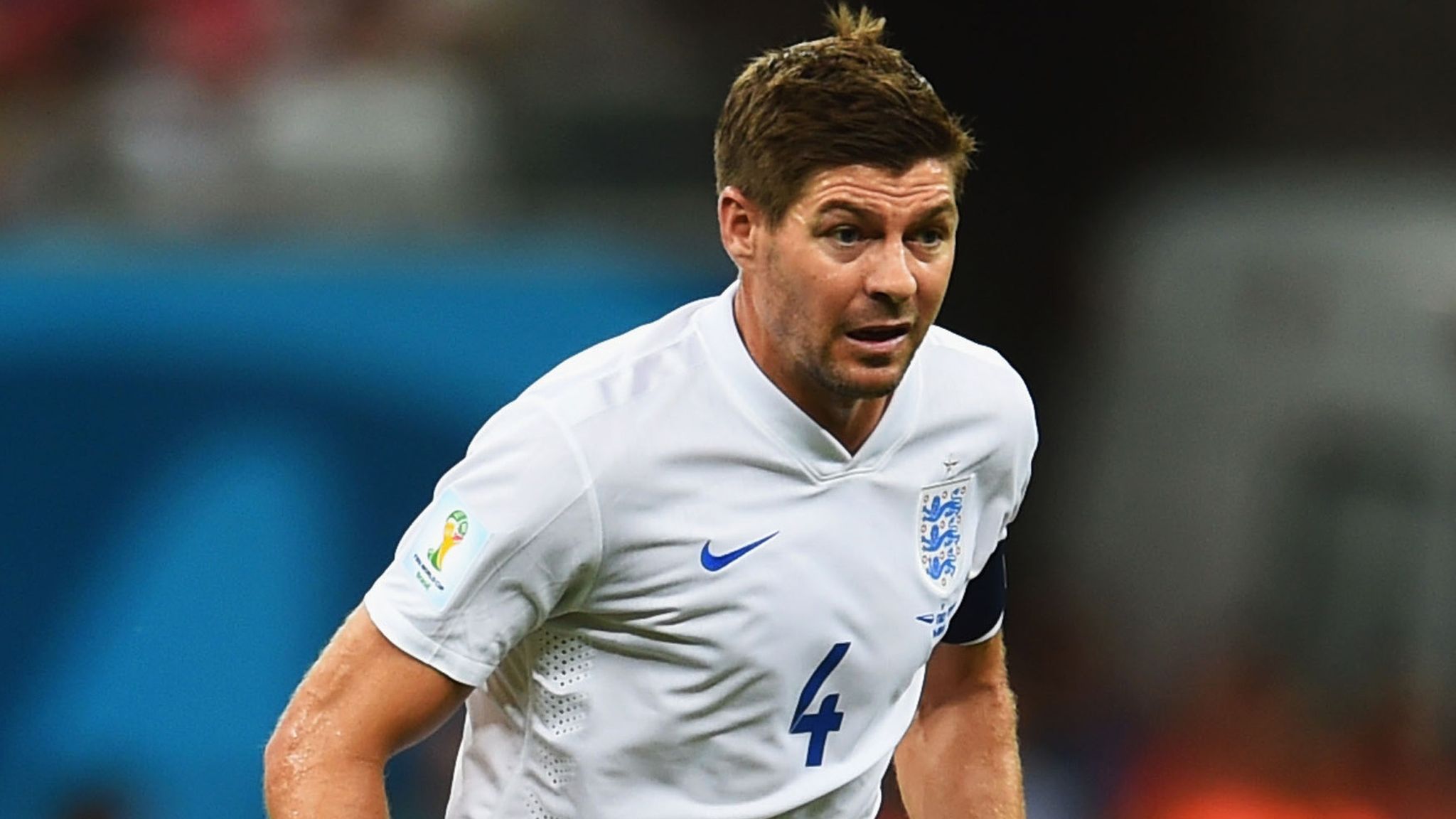 Steven Gerrard: “Egoja dhe mungesa e unitetit na kushtuan trofetë me Anglinë”