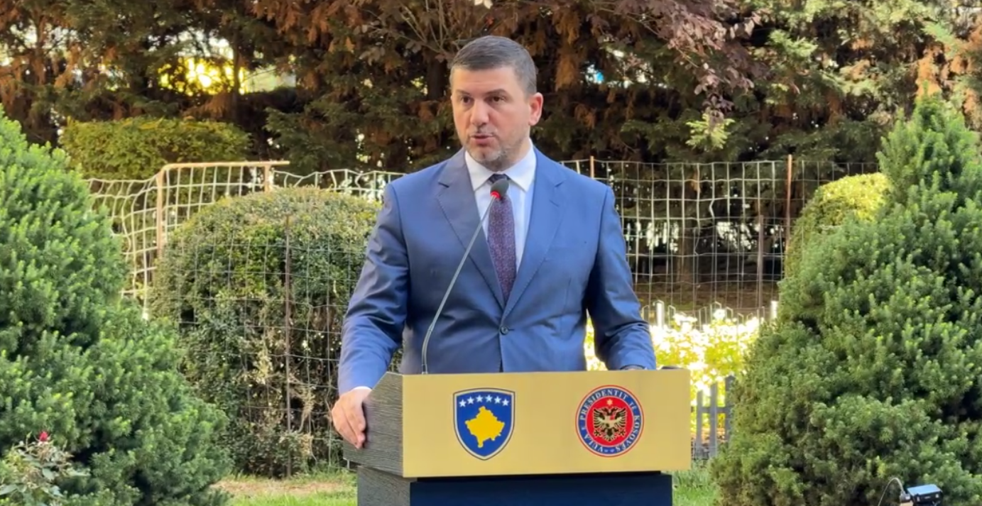 Krasniqi pas takimit me Osmanin: Askush nuk mund të bëjë shumicën parlamentare