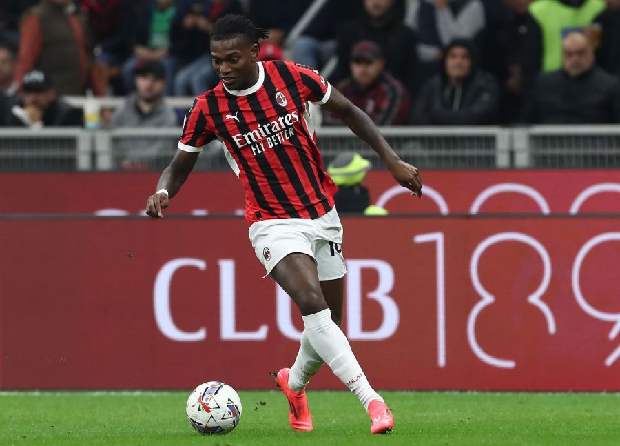 Man United ofron 100 Milionë euro për Rafael Leao