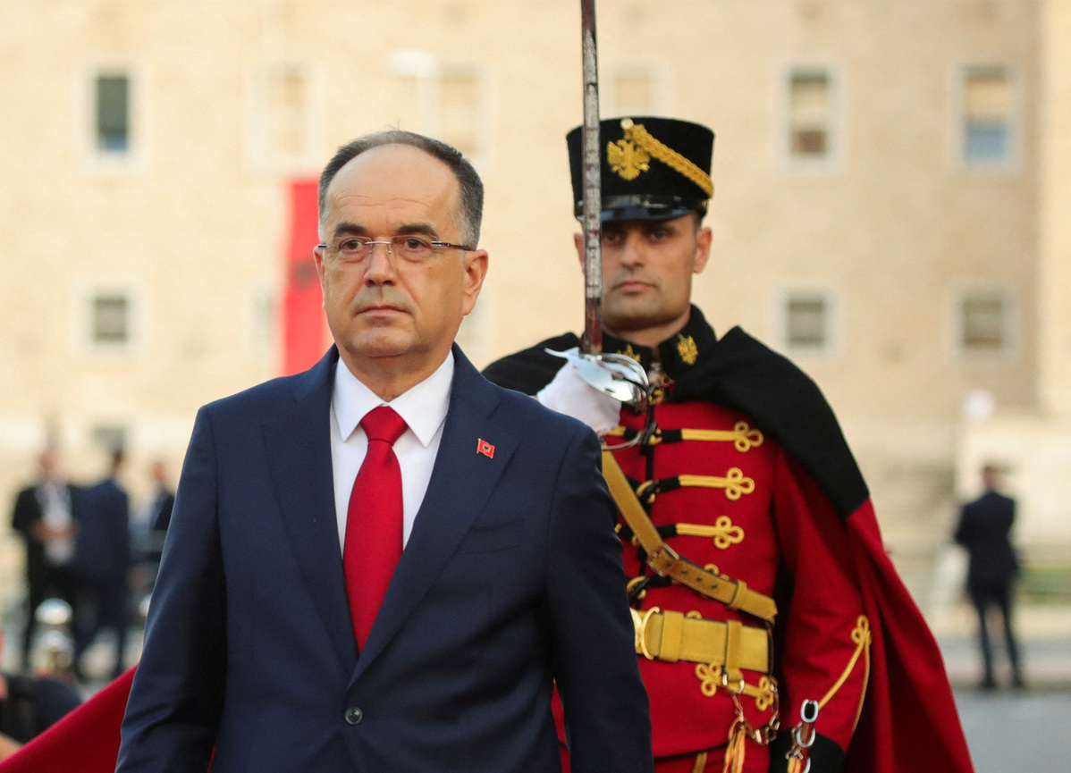 Rrëzohet kërkesa e PD-së për shkarkim të presidentit Begaj