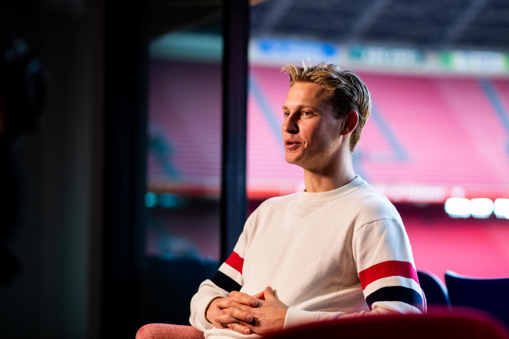 Frenkie de Jong: “Të fitojmë Champions League me Barcelonën është qëllimi im i madh”