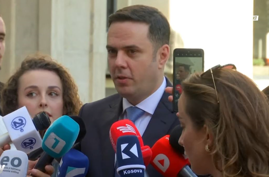 Abdixhiku pas takimit me Osmanin:  S’ka shumicë për qeveri të re, zgjedhjet janë e vetmja rrugë