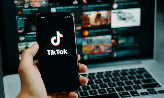 Kujdes Raport shqetësues: TikTok-u u rekomandon porno’grafi fëmijëve