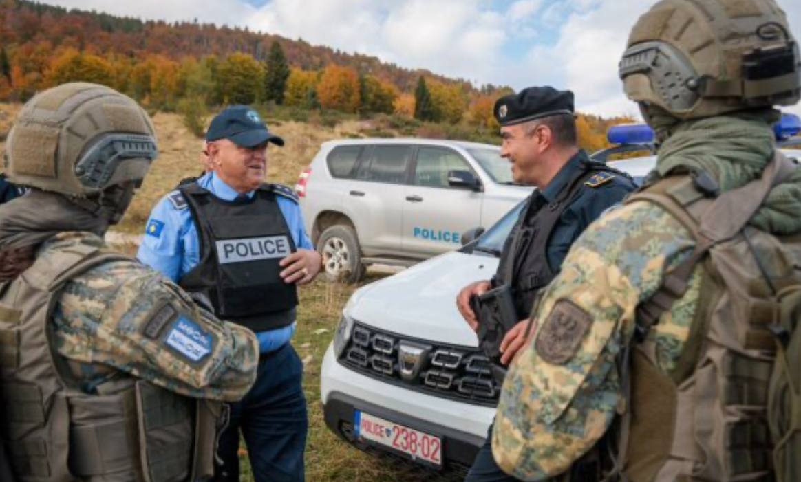 KFOR dhe Policia e Kosovës gjejnë 10 detonatorë në Leposaviq