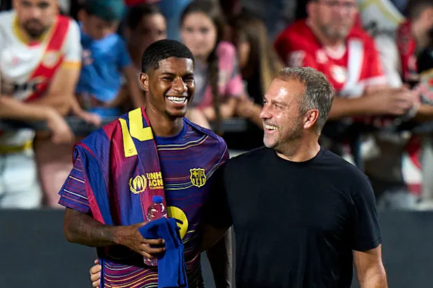 Flick: Rashford po shkëlqen në “atmosferën e re” te Barcelona