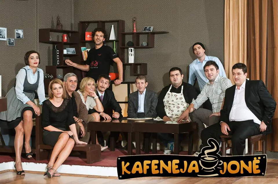 Ja e vërteta nëse po rikthehet seriali “Kafeneja jonë”?