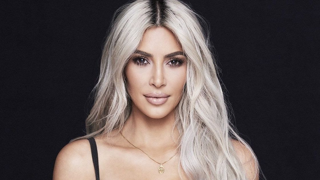 Kim Kardashian rrëfen sfidat e saj me ChatGPT në provimet e jurisprudencës