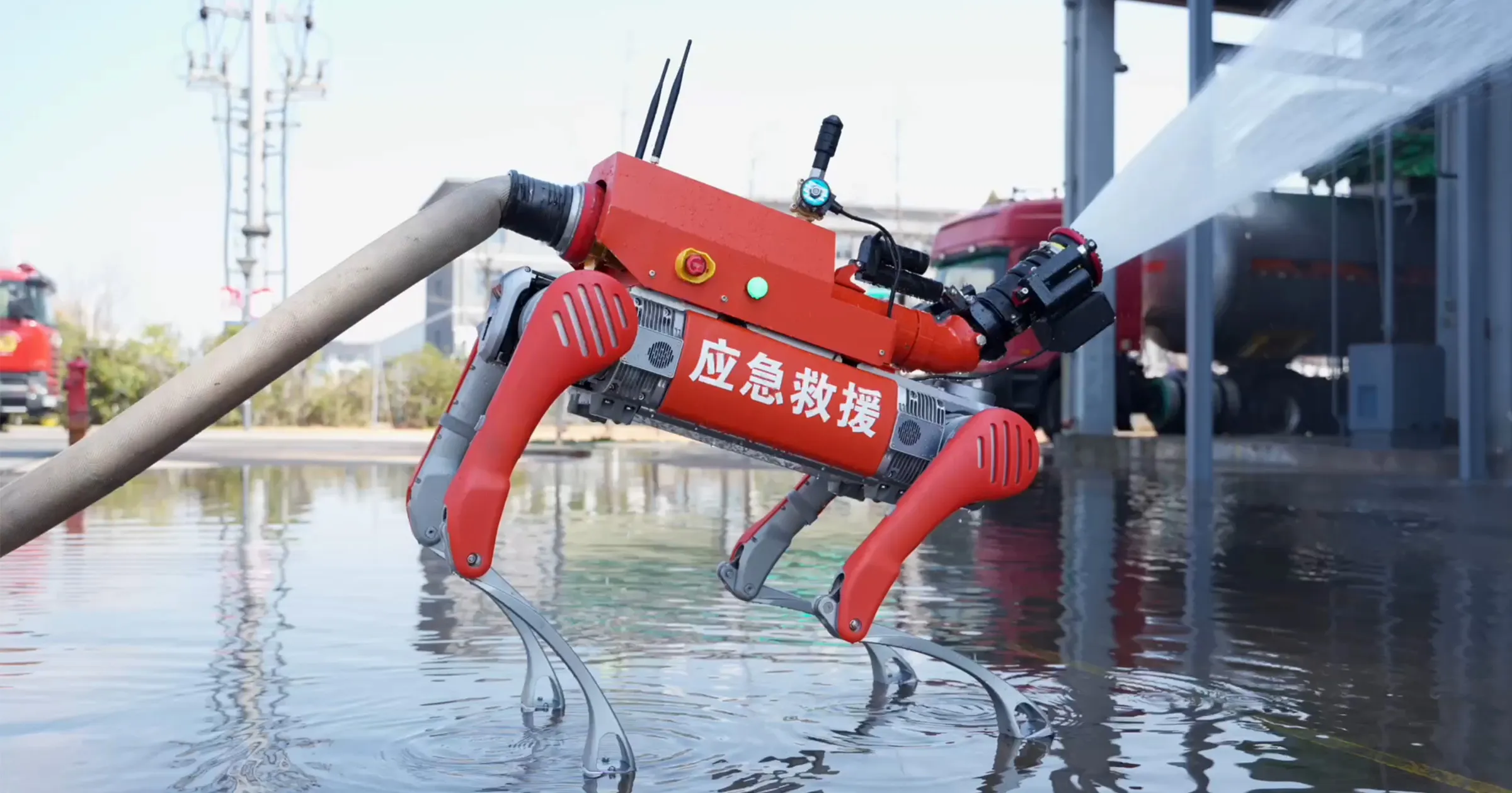 Kina teston robotët-zjarrfikës