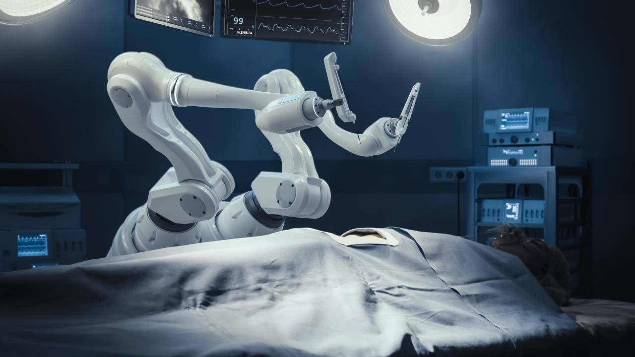 Revolucioni në mjekësi, goditja në tru trajtohet për herë të parë me robot nga largësia