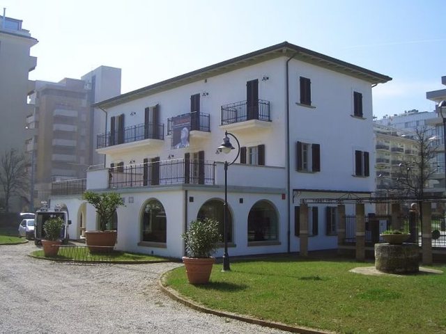 Del në ankand rezidenca verore e diktatorit fashist Benito Musolini në Itali