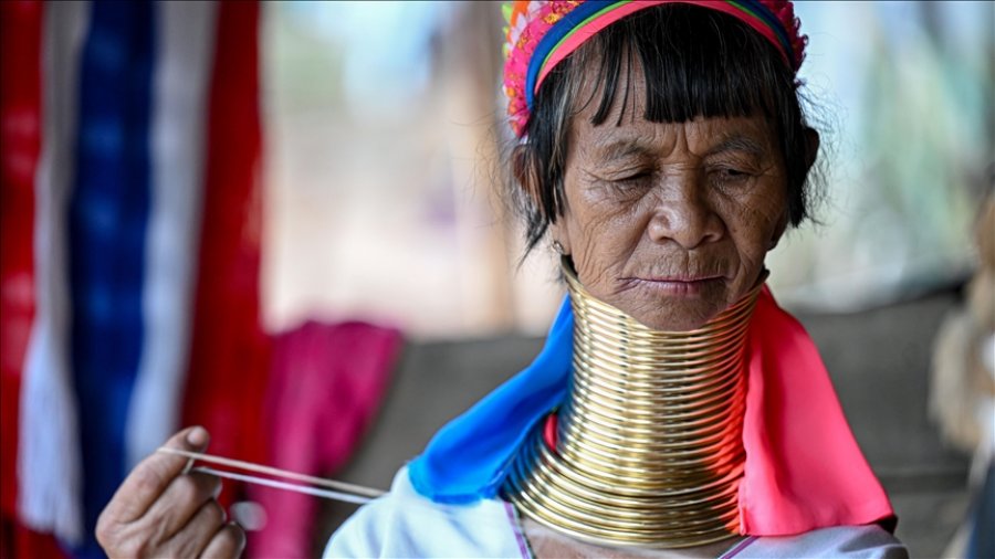 10 Kulturat më të çuditshme të popujve në botë