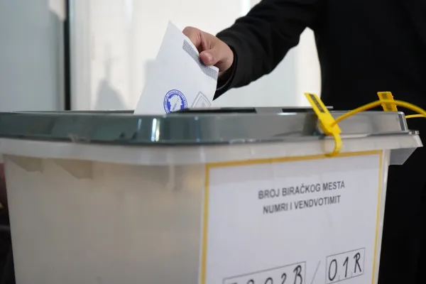 Zgjedhjet e 28 dhjetorit, sot afati i fundit për ta ndërruar qendrën e votimit
