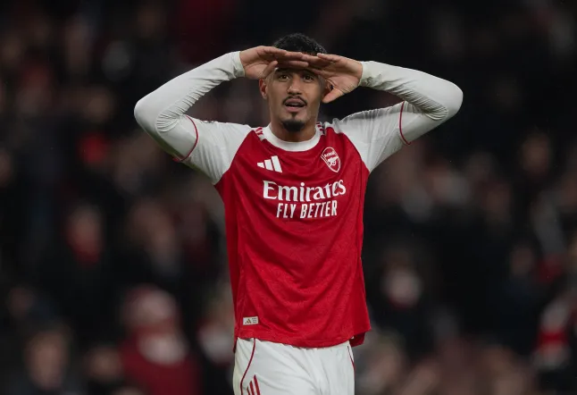 William Saliba mungon edhe ndaj Brentford, Arteta jep lajmin e keq për tifozët e Arsenalit