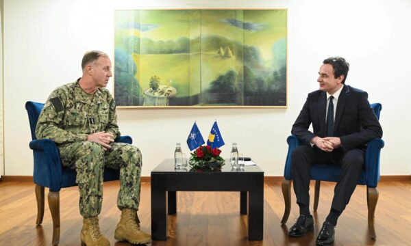 Kurti pret komandantin e NATO-s, Wikoff: Anëtarësimi në NATO synim strategjik i Kosovës
