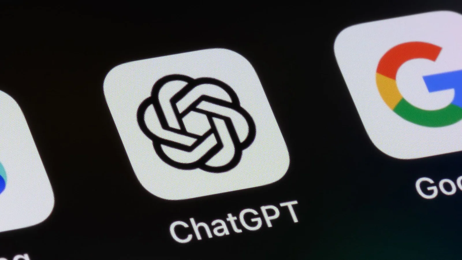 ChatGPT prezanton sistemin e parashikimit të moshës për të ndarë përvojën e të rinjve nga ajo e të rriturve