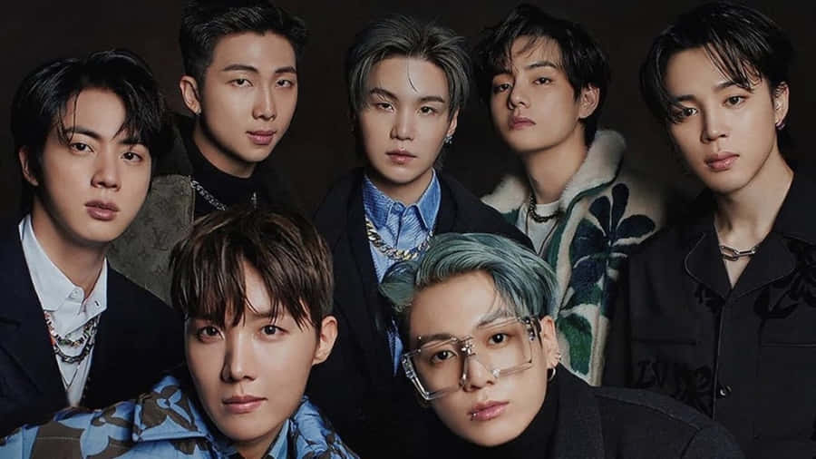 BTS nis promovimin e albumit të ri me një instalacion gjigant në Seul