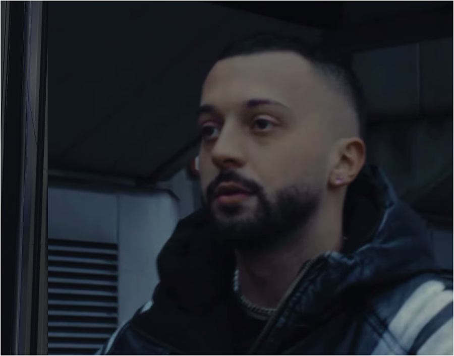 Gjesti në top-listat globale me këngën e re “Memories”