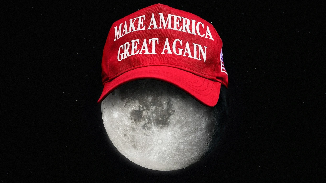 Trumpi dëshiron më shumë se Grenlandën – ai e do Hënën