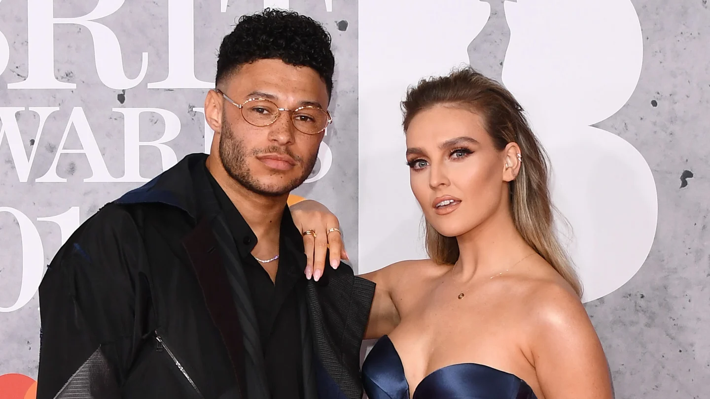 Perrie Edwards dhe Alex Oxlade-Chamberlain bëhen prindër sërish