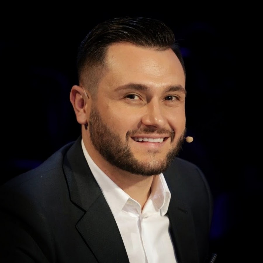 Bes Kallaku hap një kapitull të ri në dashuri dhe zbulon emrin që i ka rrëmbyer zemrën