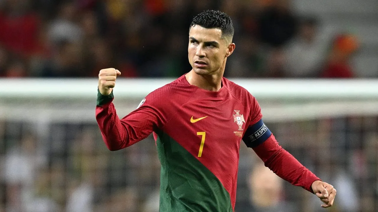 Cristiano Ronaldo feston sot 41-vjetorin e lindjes