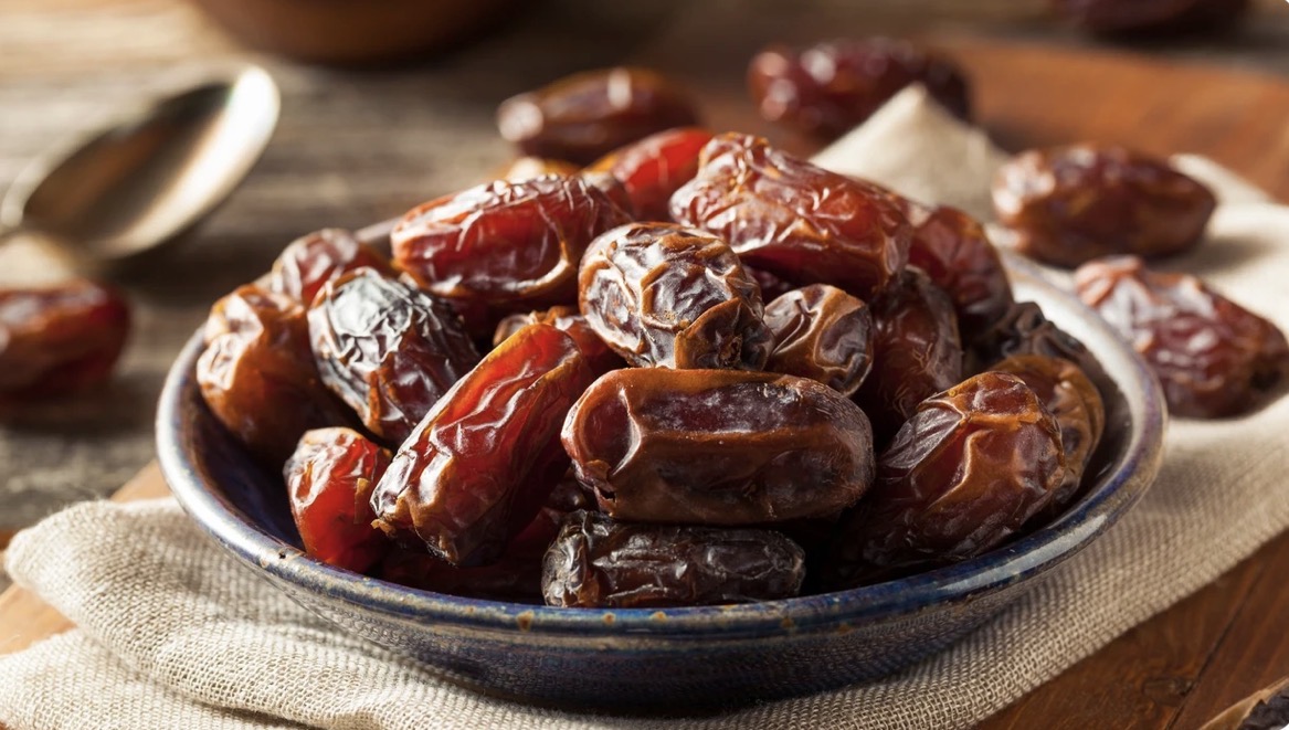 Këshillat që duhet t’i keni parasysh në iftar pas agjërimit gjatë ditës