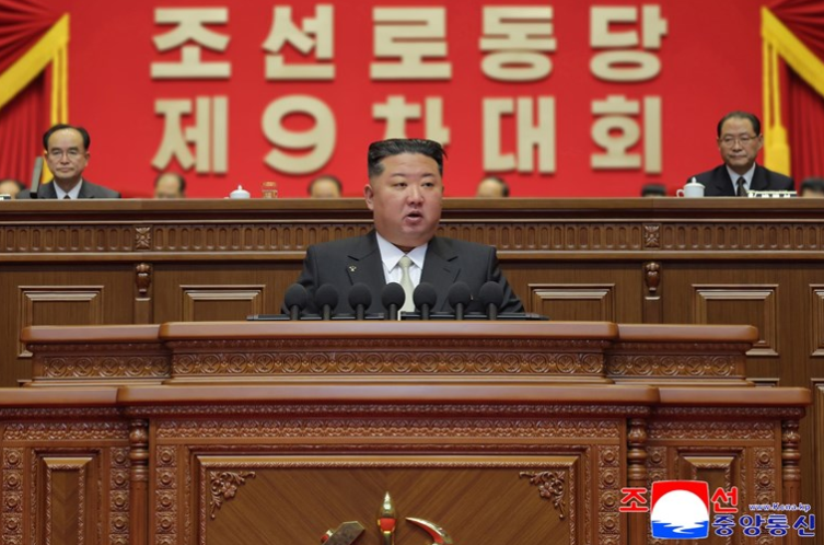Kim Jong Un hap Kongresin e Nëntë të Partisë në Koreja e Veriut, 5,000 delegatë votojnë pro